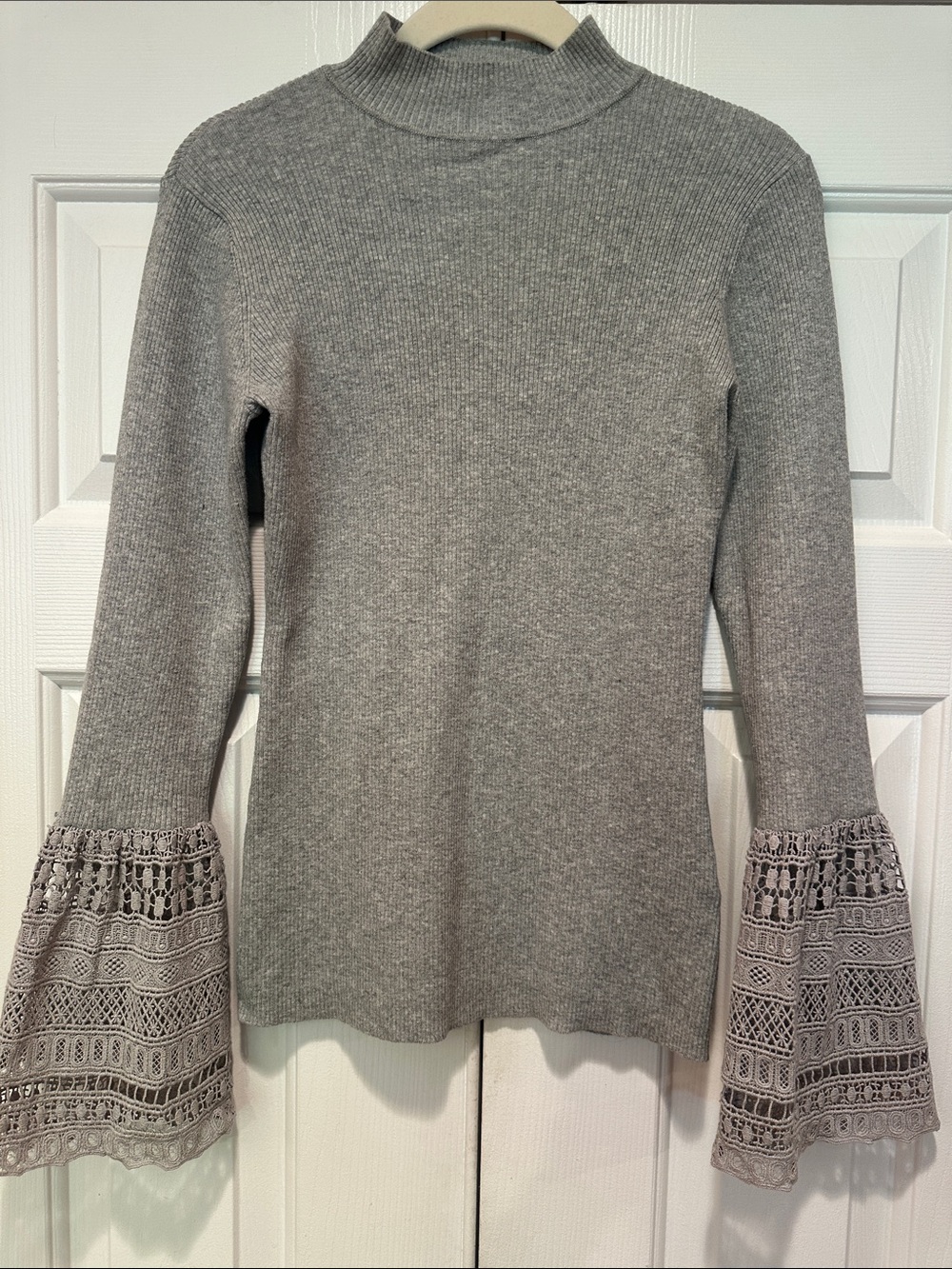 Who What Wear Grey Mock Neck Ribbed Shirt with Lace Bell Sleeves NWOT size Small